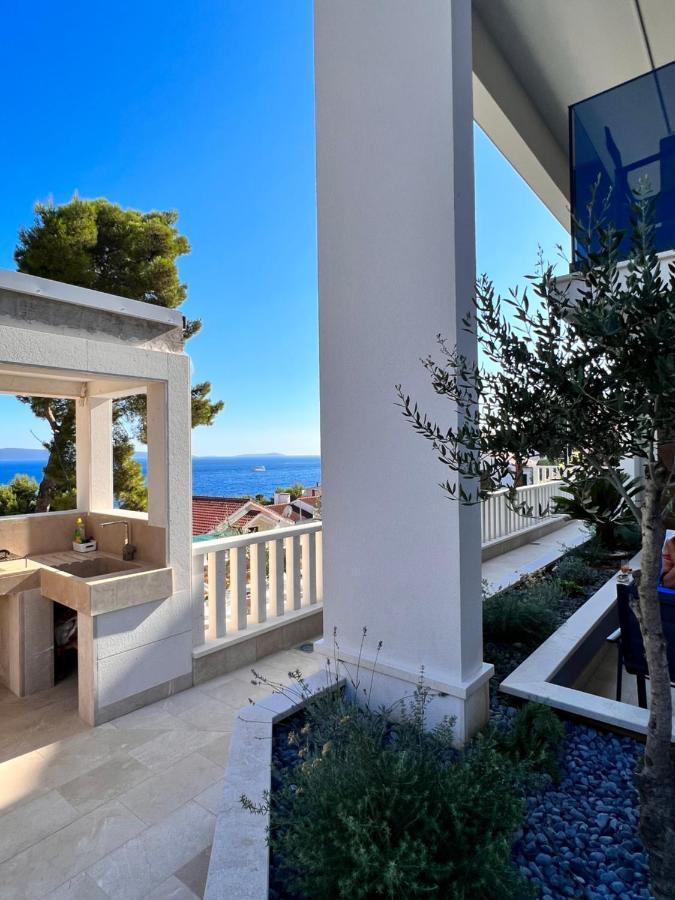 Luxury Beachfront Villa Carlisa Ciovo Exterior photo
