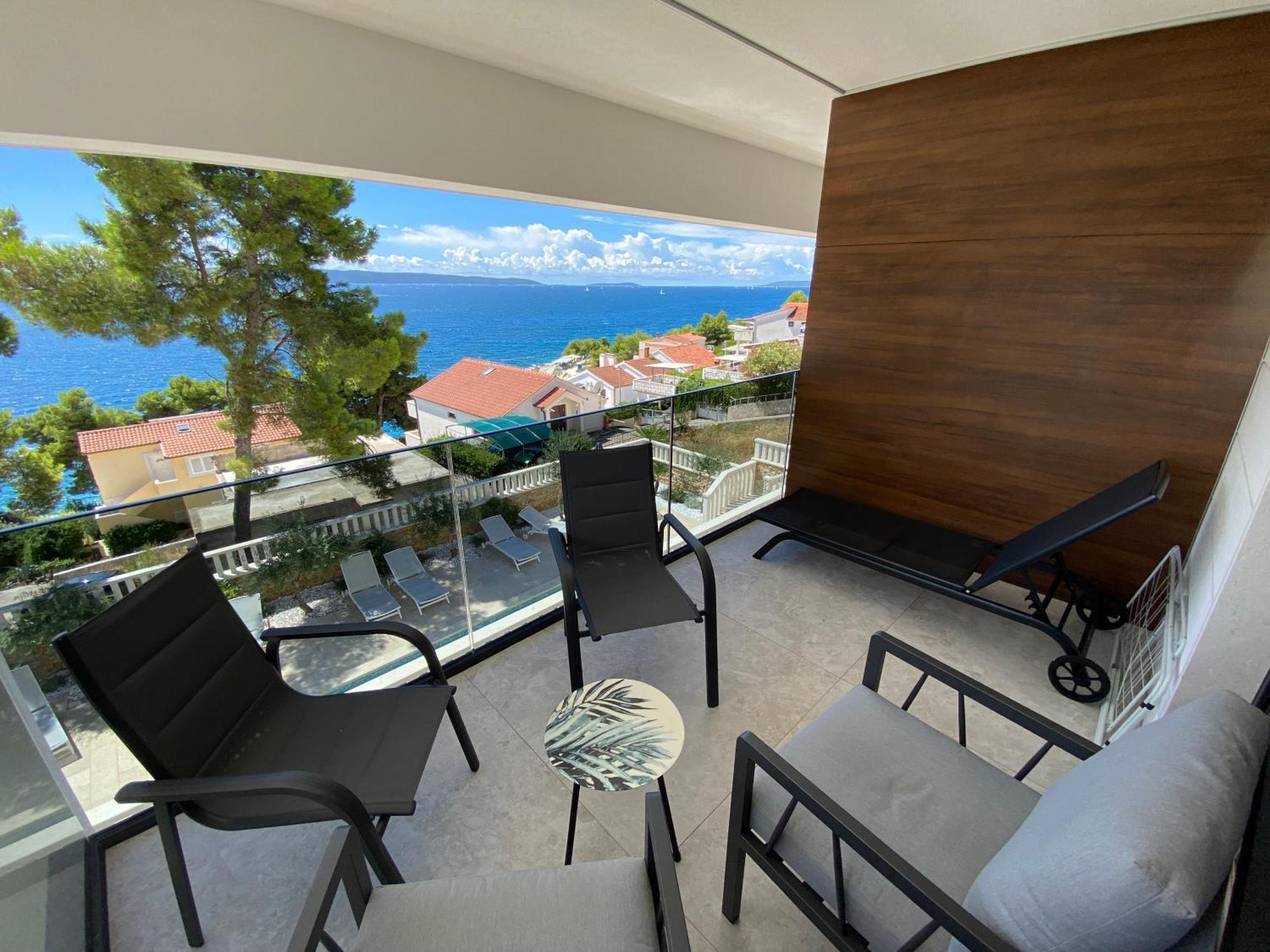 Luxury Beachfront Villa Carlisa Ciovo Exterior photo